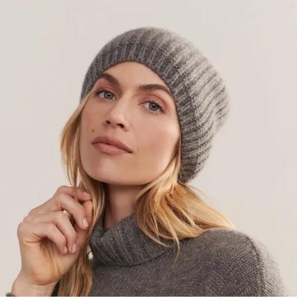 Jenni Kayne Accessories - NWT JENNI KAYNE Cashmere Alpine Ribbed Beanie Shadow Gray Grey